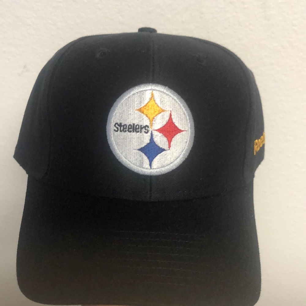 Pittsburgh Steelers throw back Velcro hat